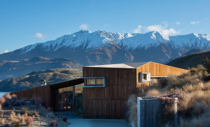 Sothebys Showcase Horizontal 554x336